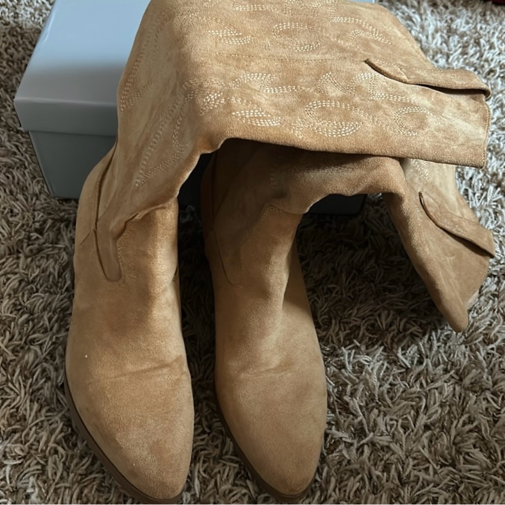 tan cowboy boots